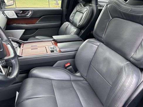Certified 2022 Lincoln Navigator L Reserve AWD/4WD image 28