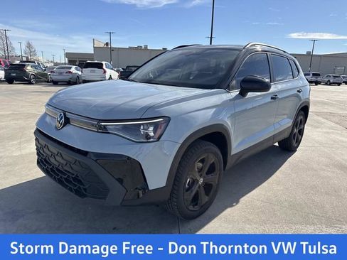 New 2026 Volkswagen Taos SE AWD/4WD image 8