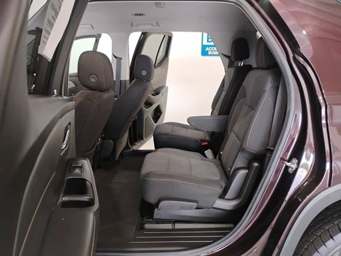 Used 2021 Chevrolet Traverse LT FWD image 80
