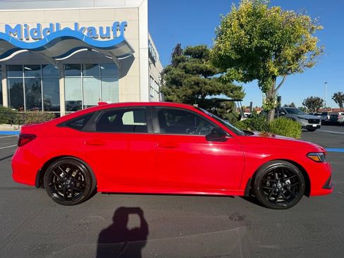 Used 2023 Honda Civic Sport image 7