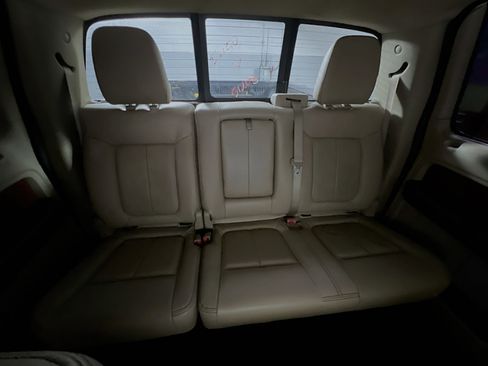 Used 2010 Ford F150 Lariat image 31