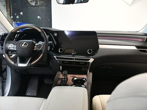 Used 2023 Lexus RX 350 FWD image 5