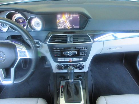 Used 2013 Mercedes-Benz C 350 Sport image 47