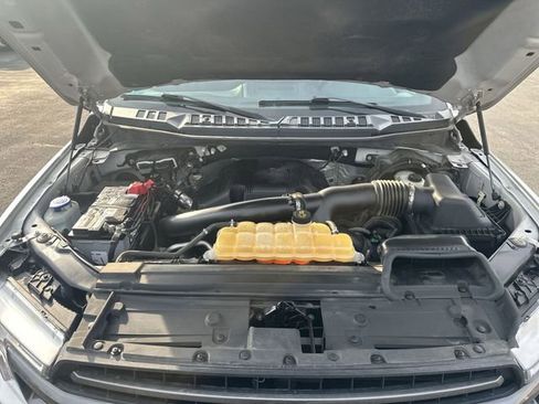 Used 2018 Ford F150 XLT w/ Equipment Group 302A Luxury image 19