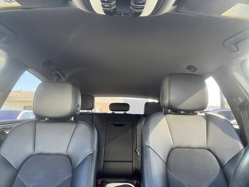 Used 2018 Porsche Macan AWD/4WD image 30