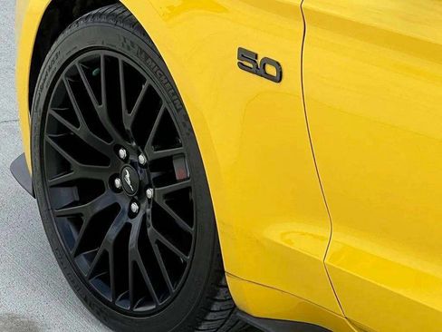 Used 2017 Ford Mustang GT w/ GT Performance Package RWD image 34