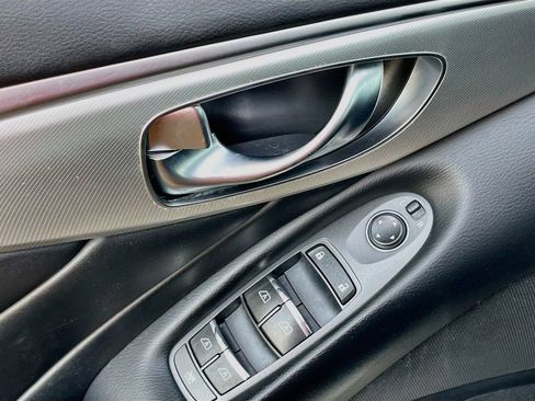 Used 2020 INFINITI Q50 Luxe RWD image 17