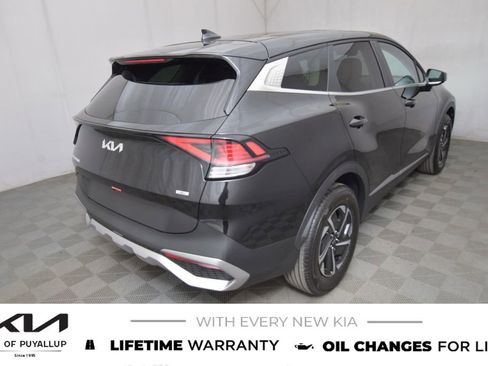 New 2025 Kia Sportage LX image 5
