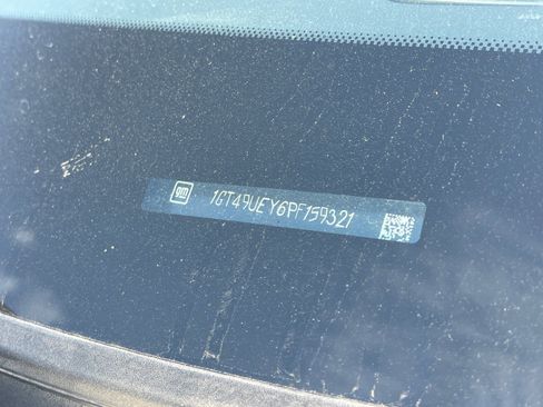 Used 2023 GMC Sierra 3500 SLT w/ SLT Premium Package image 25