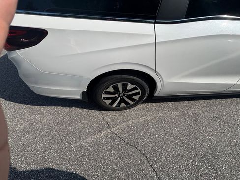 New 2025 Honda Odyssey EX-L image 23