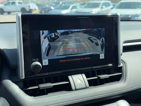 Used 2024 Toyota RAV4 XLE image 20