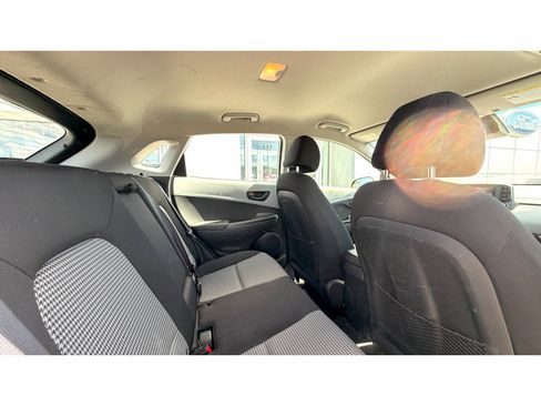 Used 2019 Hyundai Kona SE w/ Cargo Package FWD image 10
