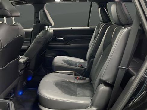 Used 2024 Toyota Grand Highlander AWD Hybrid image 24
