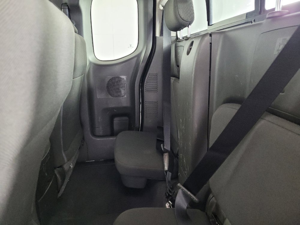 Used 2021 Nissan Frontier SV RWD image 18