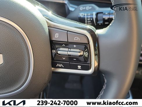 Certified 2025 Kia Sorento S w/ Panoramic Sunroof Package FWD image 27