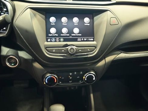 Used 2023 Chevrolet TrailBlazer LT FWD image 14