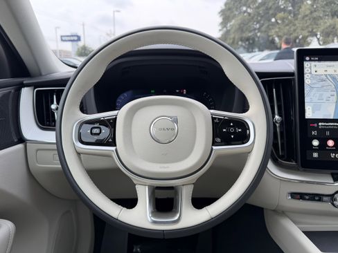 New 2026 Volvo XC60 B5 Ultra w/ Protection Package Premier image 14