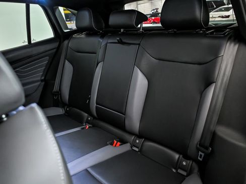 Certified 2023 Volkswagen ID.4 Pro S AWD/4WD image 15