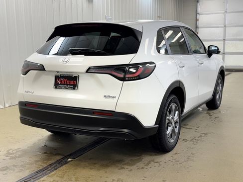 New 2026 Honda HR-V LX image 5