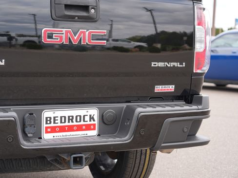 Used 2019 GMC Canyon Denali AWD/4WD image 11