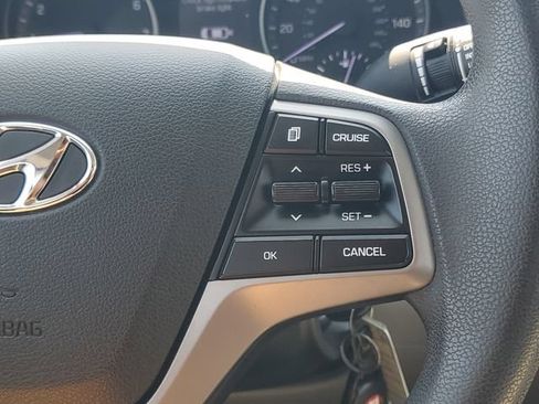 Used 2018 Hyundai Elantra SEL FWD image 22