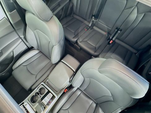 New 2025 Audi Q7 3.0T Prestige image 19