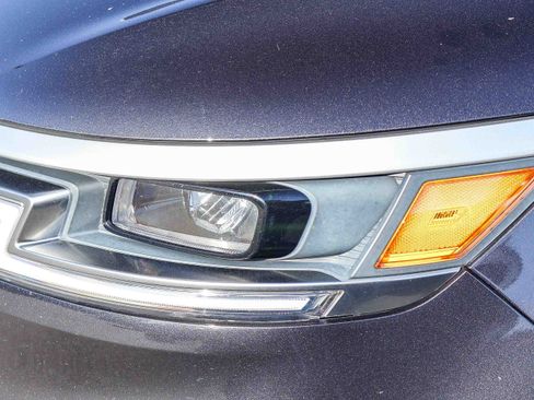 Used 2024 Kia Carnival LX image 23