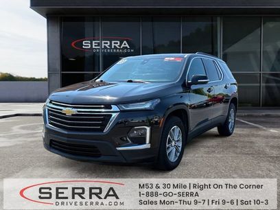 Used 2023 Chevrolet Traverse LT
