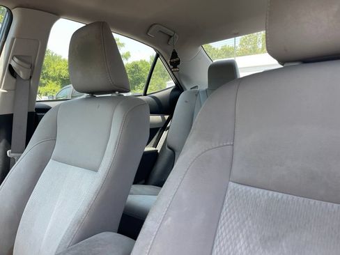 Used 2016 Toyota Corolla LE w/ Body Protection Package #1 FWD image 9