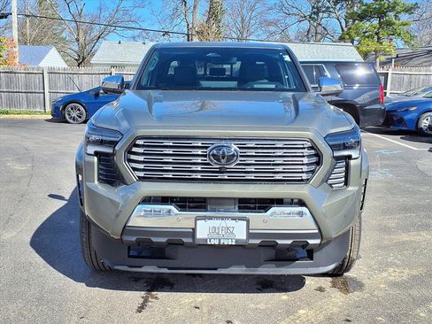 New 2026 Toyota Tacoma Limited AWD/4WD image 32