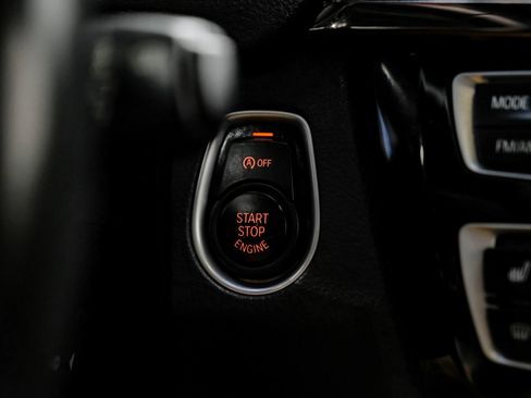 Used 2017 BMW M3 Sedan image 23