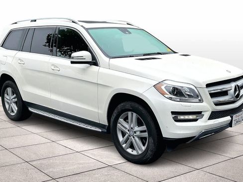 Used 2014 Mercedes-Benz GL 450 4MATIC image 2