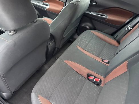 Used 2024 Nissan Kicks SR image 5