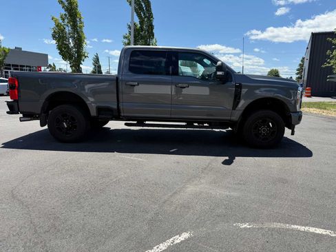 Used 2024 Ford F350 XLT w/ XLT Premium Package AWD/4WD image 5
