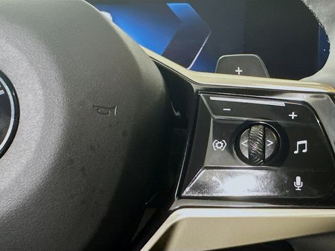 Used 2025 BMW X3 xDrive30i image 17