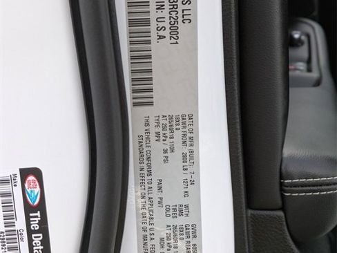 Certified 2024 Jeep Grand Cherokee Laredo X w/ Luxury Tech Group I image 33