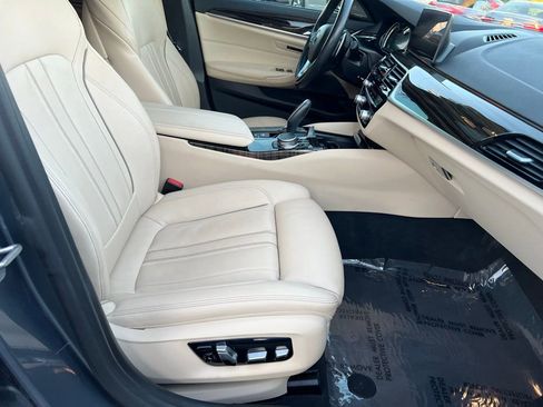 Used 2019 BMW 530i xDrive image 42