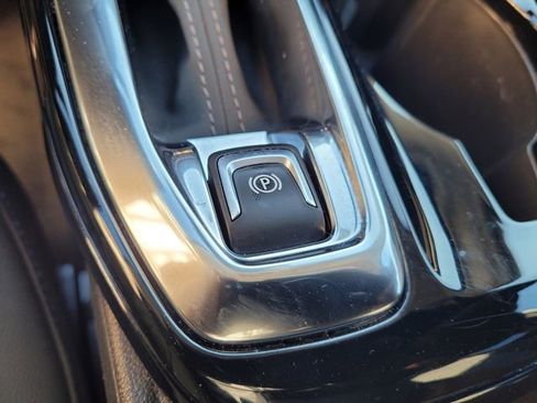 Used 2025 Chevrolet Trax LT w/ LT Convenience Package image 23