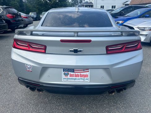 Used 2018 Chevrolet Camaro SS RWD image 7