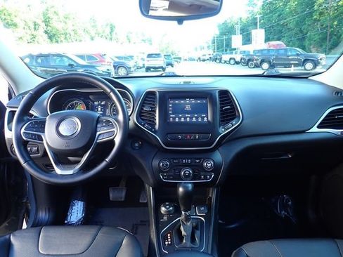 Used 2021 Jeep Cherokee Latitude Lux w/ Sun & Sound Group AWD/4WD image 20