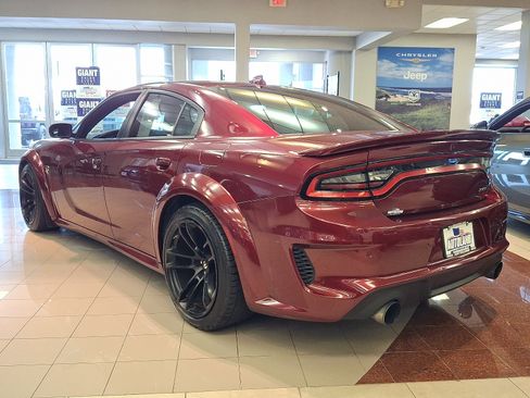 Used 2020 Dodge Charger SRT Hellcat w/ Harman/Kardon Audio Group RWD image 5