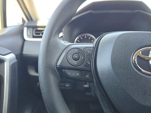 Certified 2021 Toyota RAV4 XLE w/ Convenience Package FWD image 31