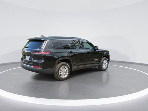 New 2026 Jeep Grand Cherokee L Laredo AWD/4WD image 8
