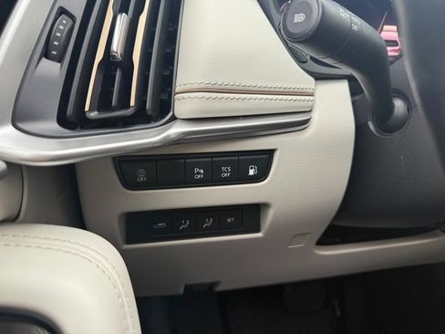 Used 2024 MAZDA CX-90 Plug-In Hybrid w/ Premium Plus image 19