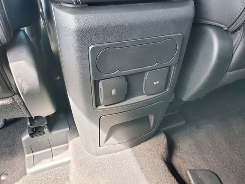 Used 2023 Ford Explorer XLT w/ Equipment Group 202A AWD/4WD image 28