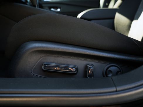 Used 2024 Honda Accord Sport image 40