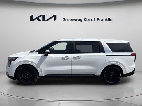 New 2026 Kia Carnival LX FWD image 4