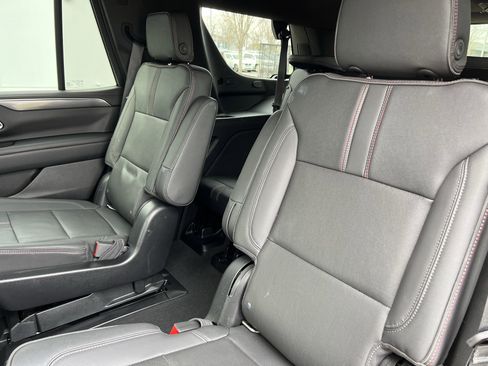 Used 2022 Chevrolet Tahoe RST w/ Luxury Package image 32