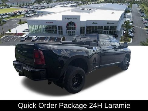Used 2025 RAM 3500 Laramie w/ Night Edition AWD/4WD image 3