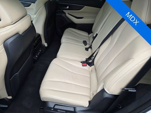 Used 2024 Acura MDX SH-AWD w/ Advance Package image 14